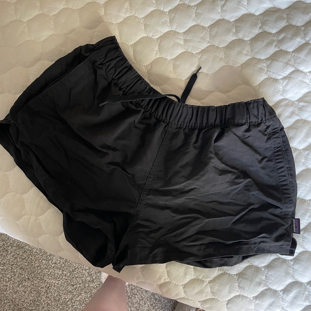 Patagonia women’s baggies